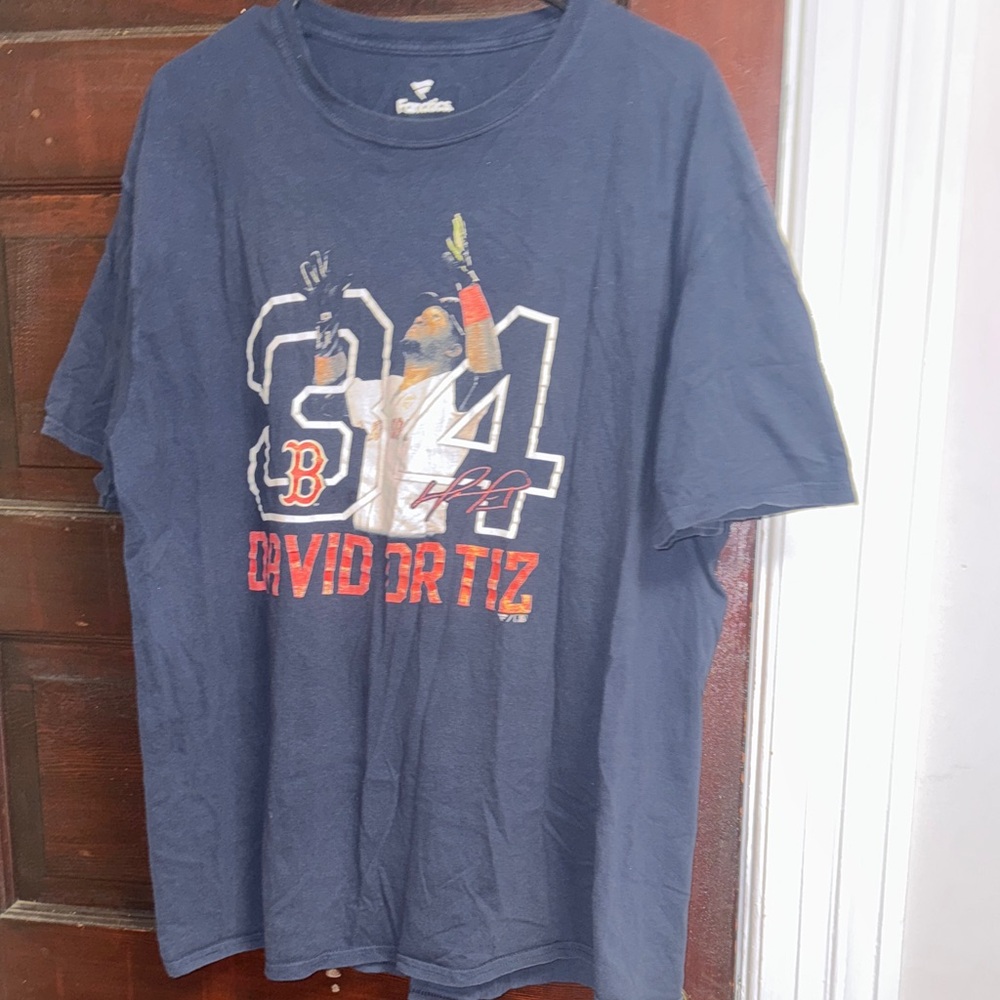 Fanatics Men's Dark Blue David Ortiz Graphic Tee